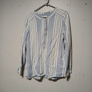 Denim & Company Ladies Long Sleeve Pullover Top. Size Medium.